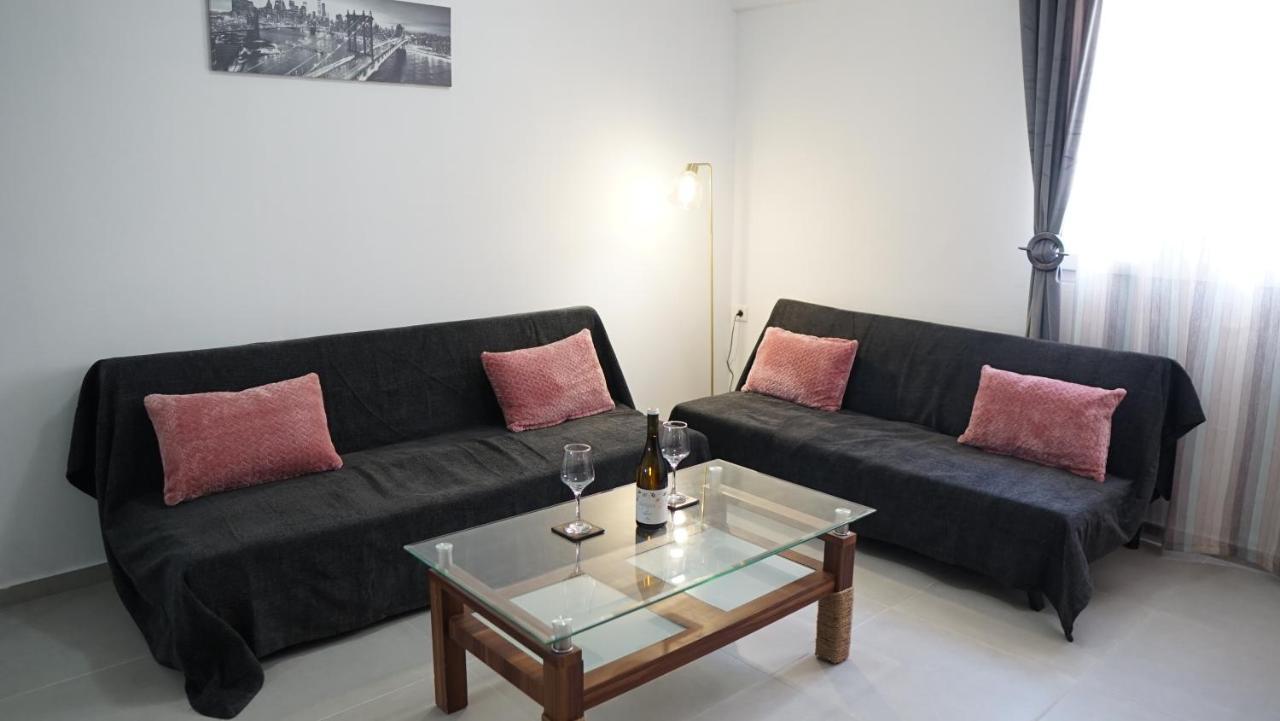 Nikolas Family Apartments Moírai Екстериор снимка